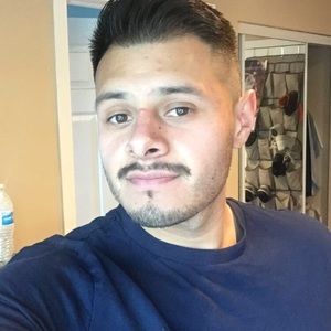 Meet your Posher, Raymond